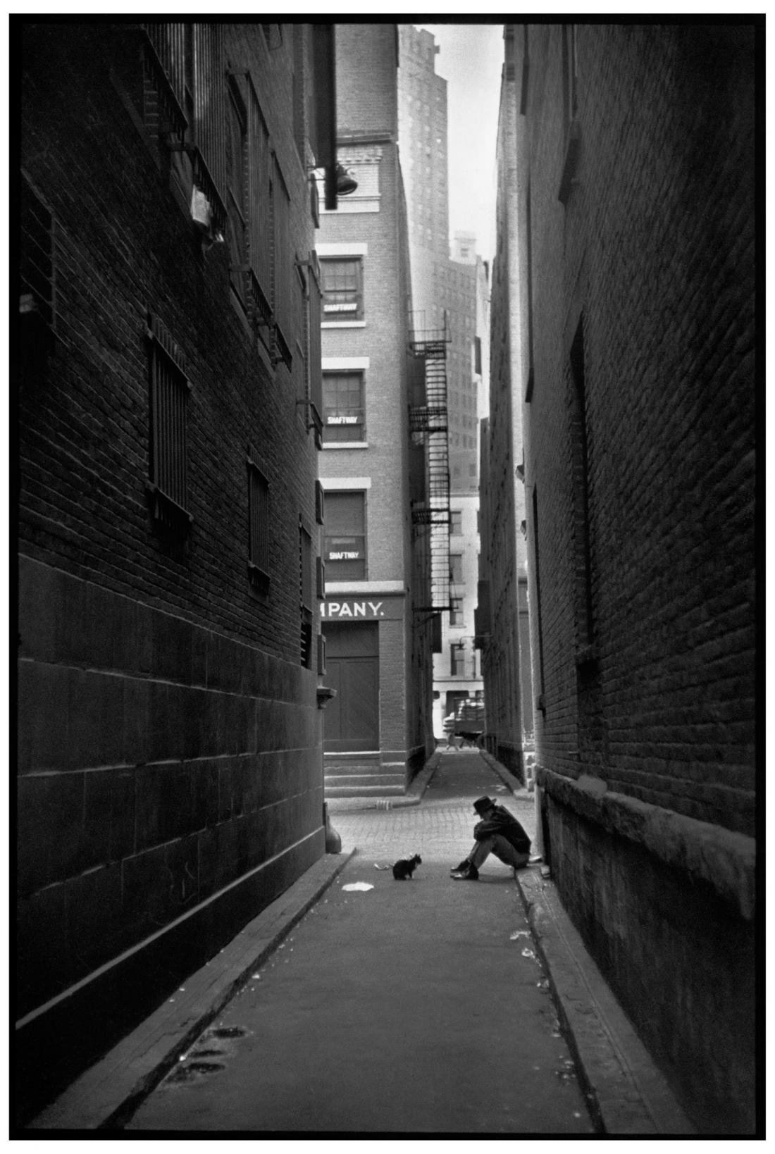 Henri Cartier-Bresson: The Decisive Moment