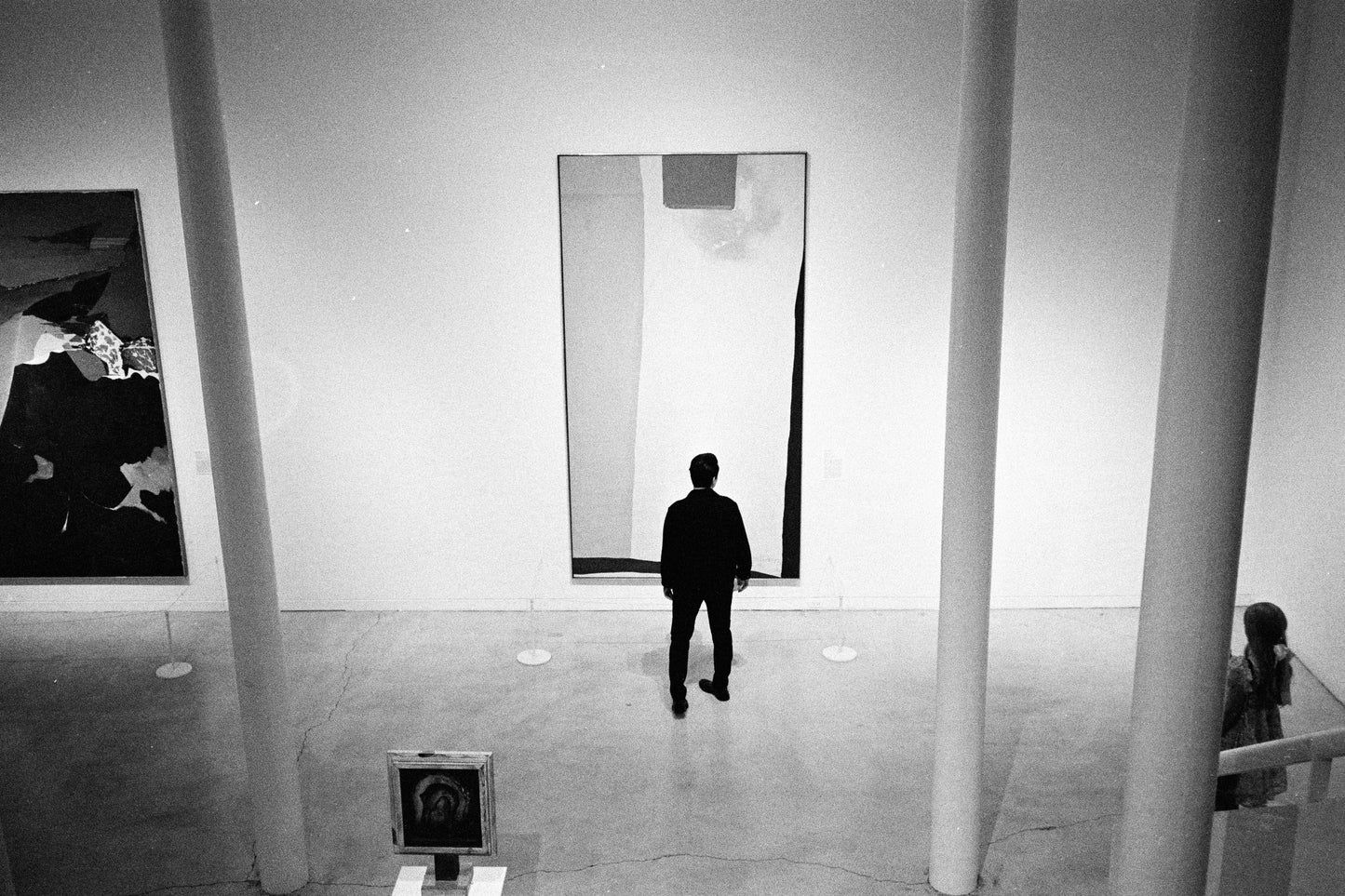 Izzy Enri : "Untitled (Gallery)" Print