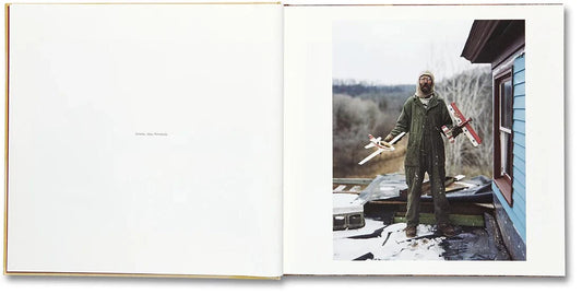 Alec Soth: Sleeping by the Mississippi