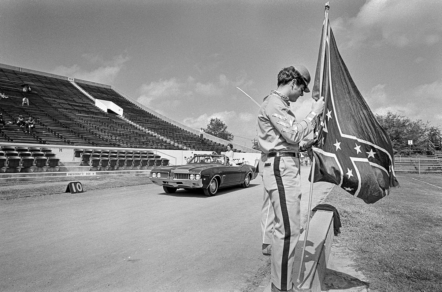 Doy Gorton: White South 1969-1970